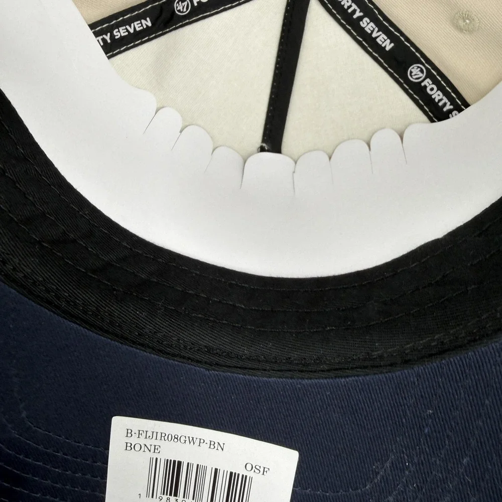 Cleveland Guardians Hat Cap Snap Back Mens One‎ Size Blue Baseball 47 Hitch NWOT